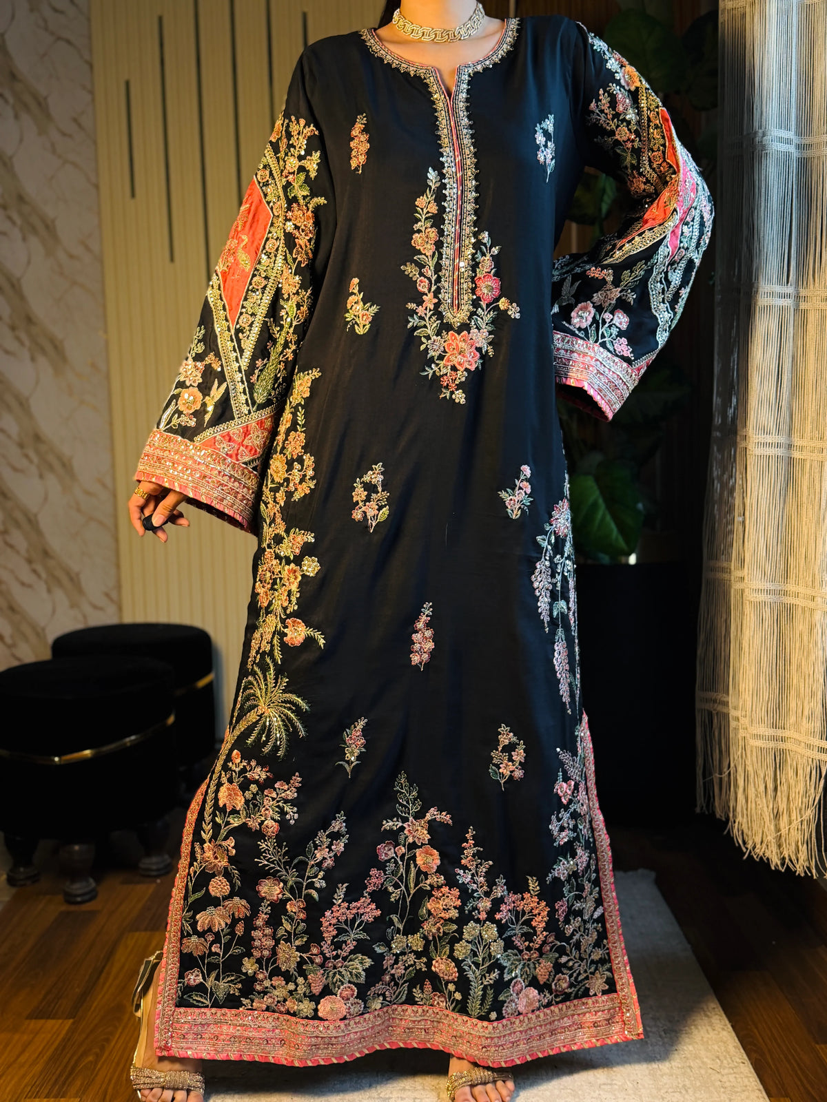 Mahnoor – Black Embroidered Viscose Kaftan – Nehal Pret